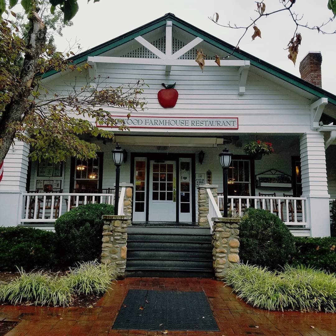 Applewood Farmhouse Restaurant