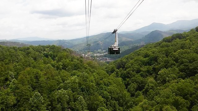 12 Awesome Group Activities in Gatlinburg, Tennessee