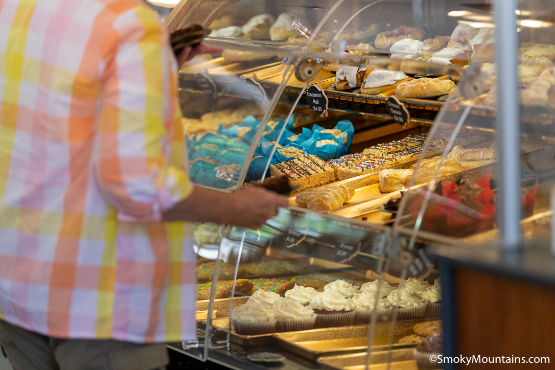 Baked in the Smokies 4 Delicious Bakeries in Pigeon