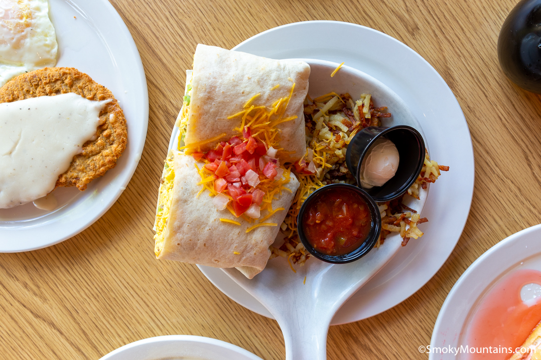 10 Best Breakfasts in Pigeon That You Must Try