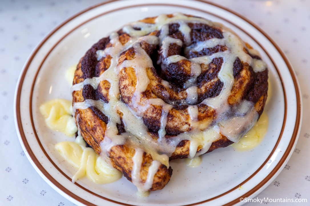 The Ultimate Pancake Guide to Gatlinburg, Tennessee