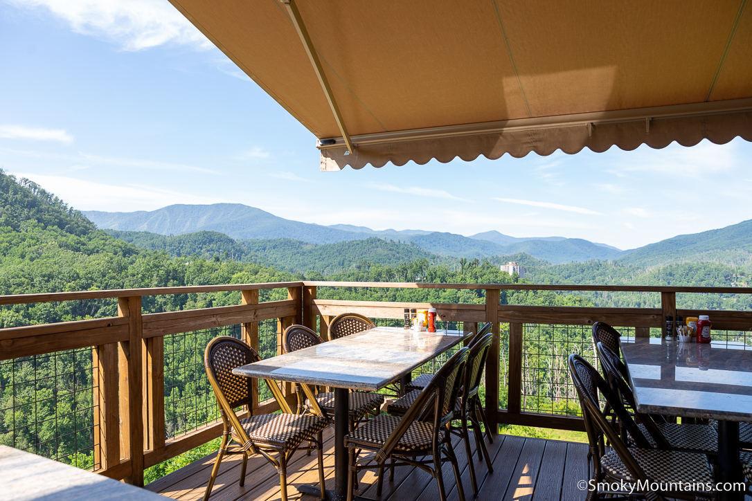 Feast Your Eyes at the Top Restaurants with a View in Gatlinburg, TN