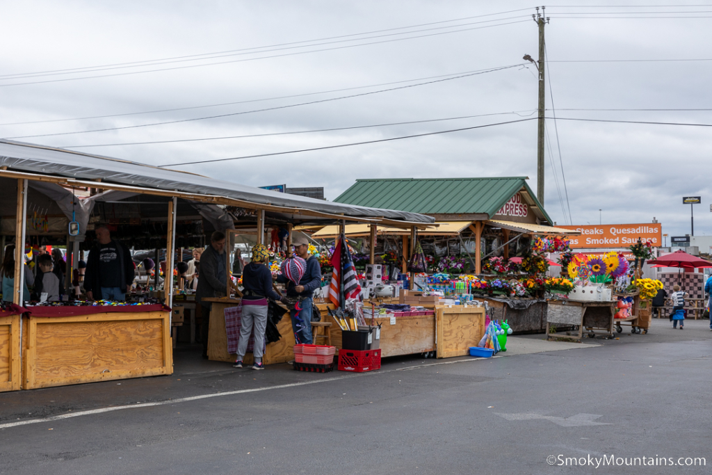 4 MustVisit Flea Markets in Sevierville, Tennessee
