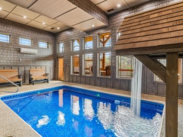 Cabins with Pools
