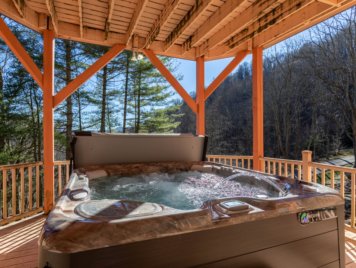 Cabins with Hot Tubs