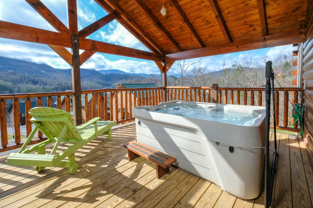 Photo inspiration: 6 Extraordinary Cabins With Hot Tubs In Gatlinburg Photo Inspiration