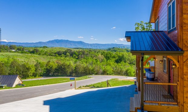 Dollywood Cabins with Mountain Views